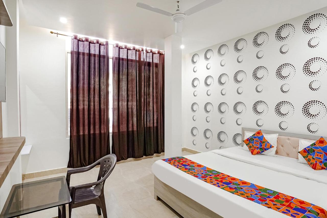 Fabhotel Siddhi バラナシ エクステリア 写真