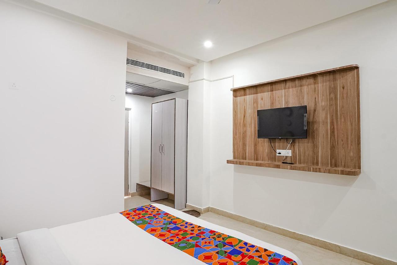 Fabhotel Siddhi バラナシ エクステリア 写真